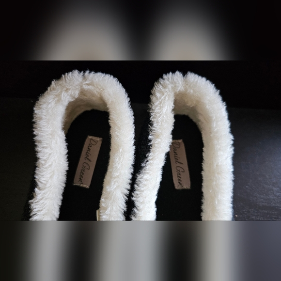 *New Mary-Jane Slippers* - Picture 4 of 9